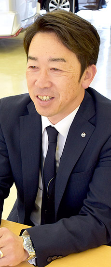 長野日産自動車　町田店長